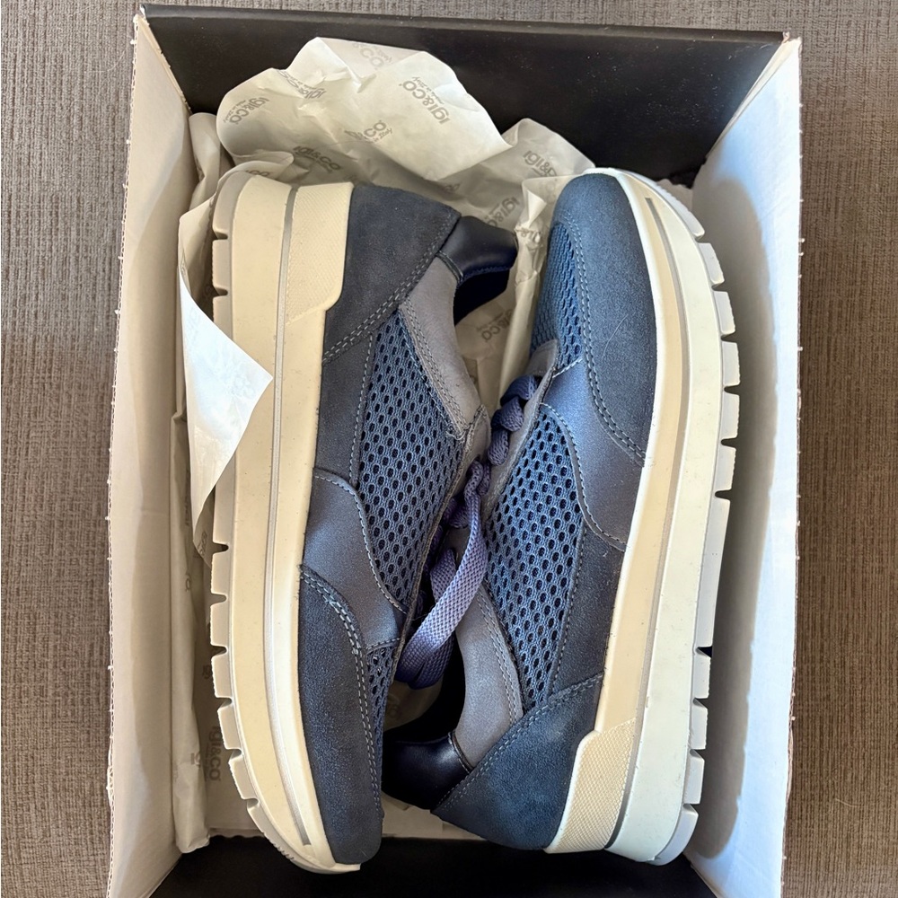 igi & Co blue women’s  sneaker NWTs- 8 - Picture 2 of 7